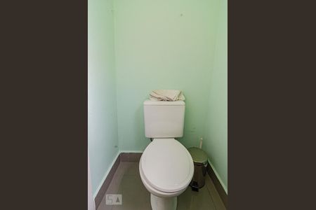 Casa à venda com 625m², 4 quartos e 5 vagas Casa à venda com 625m², 4 quartos e 5 vagasLavabo