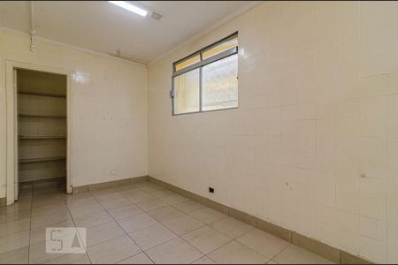 Casa à venda com 625m², 4 quartos e 5 vagas Casa à venda com 625m², 4 quartos e 5 vagasCozinha