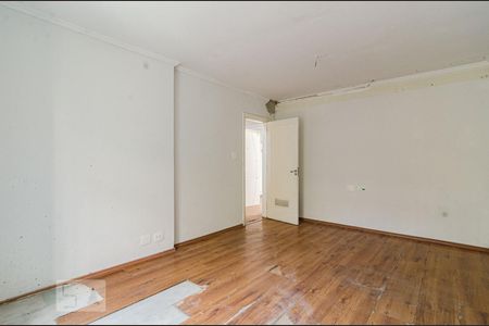 Casa à venda com 625m², 4 quartos e 5 vagas Casa à venda com 625m², 4 quartos e 5 vagasSala 3