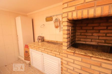 Casa à venda com 150m², 4 quartos e 4 vagasChurrasqueira