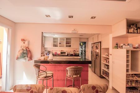 Casa à venda com 150m², 4 quartos e 4 vagasCozinha