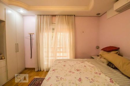 Casa à venda com 150m², 4 quartos e 4 vagasSuíte 4