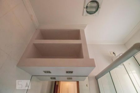 Casa à venda com 150m², 4 quartos e 4 vagasBanheiro Suíte 1 - Detalhe