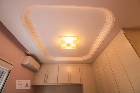 Casa à venda com 150m², 4 quartos e 4 vagasSuíte 1