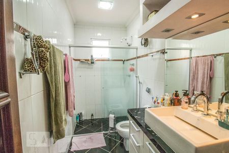 Casa à venda com 150m², 4 quartos e 4 vagasBanheiro Suíte 4