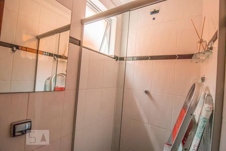 Casa à venda com 150m², 4 quartos e 4 vagasBanheiro de Serviço