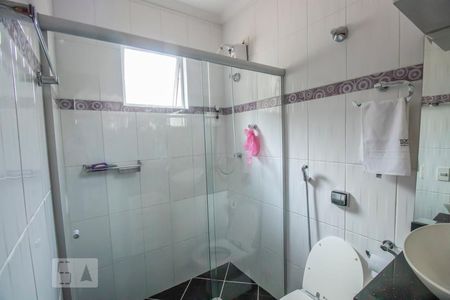 Casa à venda com 150m², 4 quartos e 4 vagasBanheiro Suíte 3