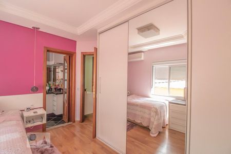 Casa à venda com 150m², 4 quartos e 4 vagasSuíte 3