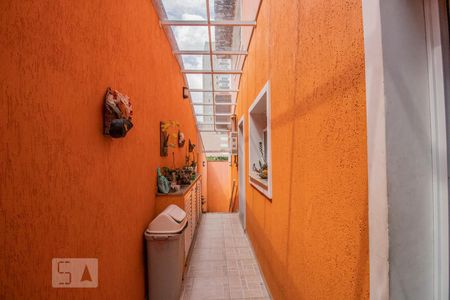 Casa à venda com 150m², 4 quartos e 4 vagasCorredor Área Externa