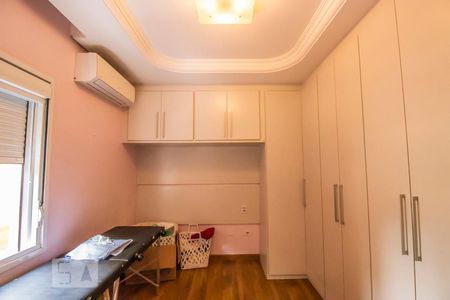 Casa à venda com 150m², 4 quartos e 4 vagasSuíte 1