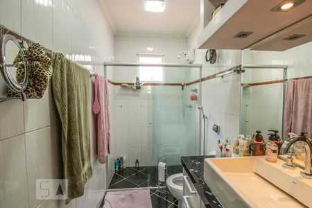 Casa à venda com 150m², 4 quartos e 4 vagasBanheiro Suíte 4