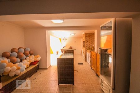 Casa à venda com 150m², 4 quartos e 4 vagasChurrasqueira