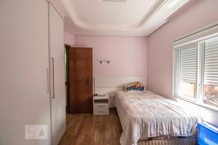 Casa à venda com 150m², 4 quartos e 4 vagasSuíte 2