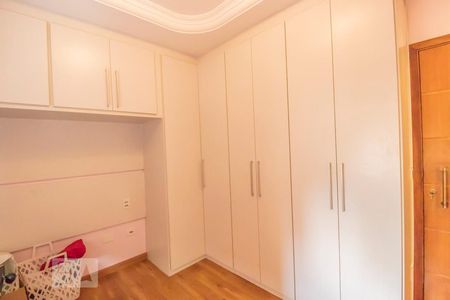 Casa à venda com 150m², 4 quartos e 4 vagasSuíte 1