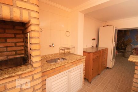 Casa à venda com 150m², 4 quartos e 4 vagasChurrasqueira