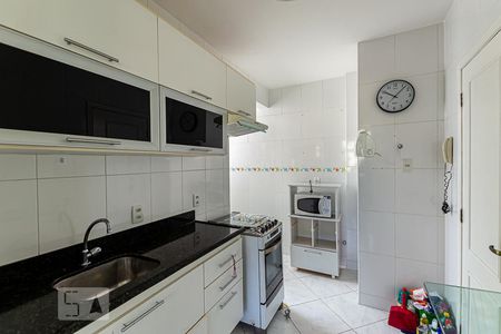 Apartamento à venda com 145m², 2 quartos e 1 vagaCozinha 