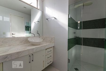 Apartamento à venda com 145m², 2 quartos e 1 vagaBanheiro da Suíte