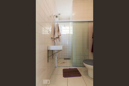 Casa à venda com 170m², 3 quartos e 1 vagaBanheiro