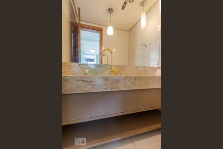 Apartamento à venda com 85m², 2 quartos e 2 vagasLavabo