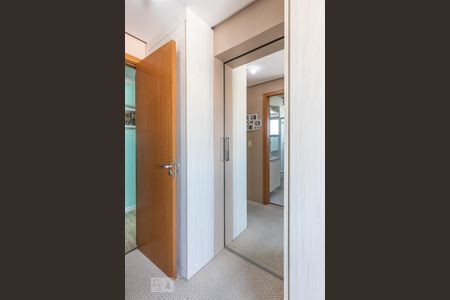 Apartamento à venda com 85m², 2 quartos e 2 vagasEntrada Closet