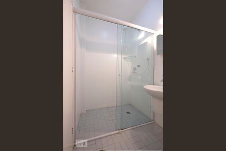 Apartamento para alugar com 60m², 2 quartos e sem vaga Apartamento para alugar com 60m², 2 quartos e sem vagaBanheiro