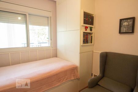 Quarto 1  de apartamento para alugar com 2 quartos, 82m² em Jardim Leonor, São Paulo