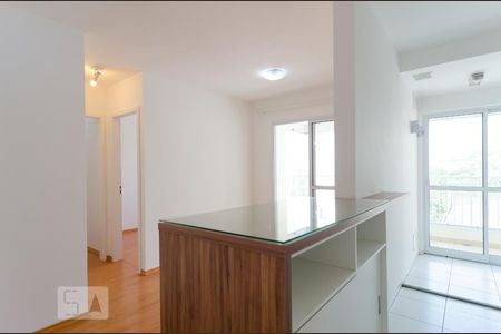 Sala de casa de condomínio para alugar com 2 quartos, 57m² em Vila Monte Alegre, São Paulo