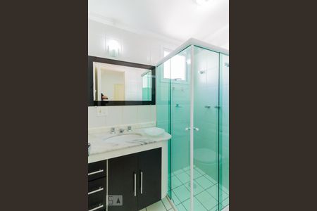 Apartamento à venda com 98m², 3 quartos e 2 vagas Apartamento à venda com 98m², 3 quartos e 2 vagasBanheiro da Suíte