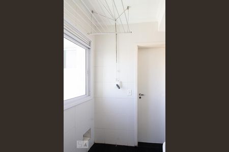 Apartamento à venda com 98m², 3 quartos e 2 vagas Apartamento à venda com 98m², 3 quartos e 2 vagasÁrea de Serviço