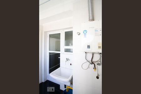 Apartamento à venda com 98m², 3 quartos e 2 vagas Apartamento à venda com 98m², 3 quartos e 2 vagasÁrea de Serviço