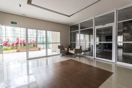 Apartamento à venda com 98m², 3 quartos e 2 vagas Apartamento à venda com 98m², 3 quartos e 2 vagasÁrea comum - Hall Social