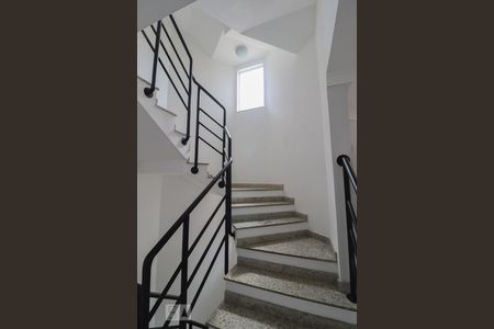 Escada de casa à venda com 4 quartos, 261m² em Jardim São Gabriel, Guarulhos