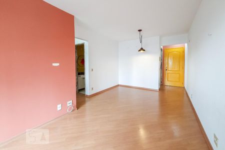 Sala de apartamento para alugar com 2 quartos, 62m² em Água Branca, São Paulo
