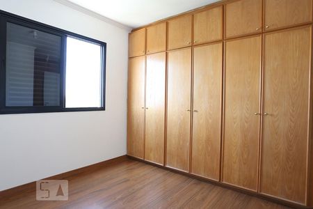 Apartamento para alugar com 65m², 2 quartos e 2 vagasSuíte