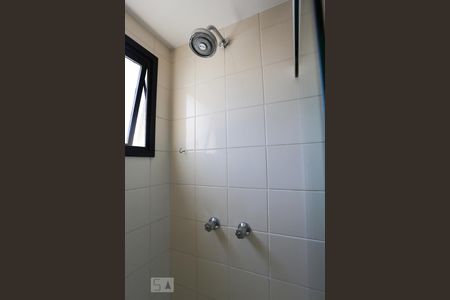 Apartamento para alugar com 65m², 2 quartos e 2 vagasBanheiro da Suíte - Chuveiro