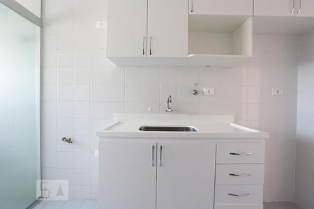 Apartamento para alugar com 65m², 2 quartos e 2 vagasCozinha