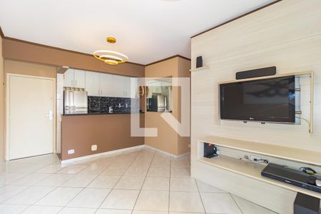 Sala de apartamento à venda com 2 quartos, 58m² em Vila Bertioga, São Paulo