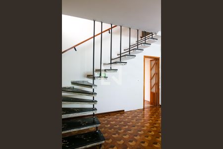 Sala de casa para alugar com 3 quartos, 197m² em Campestre, Santo André