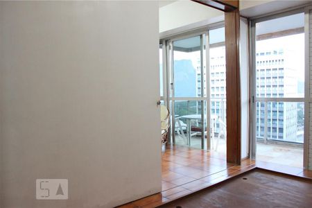 Quarto de apartamento para alugar com 1 quarto, 65m² em Barra da Tijuca, Rio de Janeiro