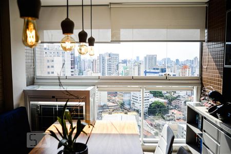 Sala de apartamento para alugar com 2 quartos, 70m² em Liberdade, São Paulo