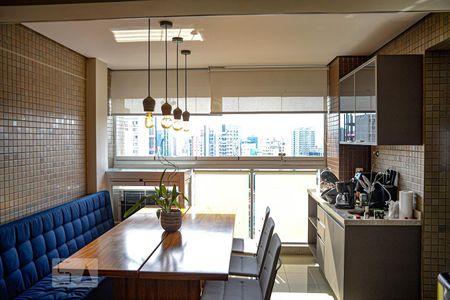 Sala de apartamento para alugar com 2 quartos, 70m² em Liberdade, São Paulo