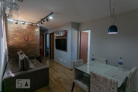 Sala de apartamento para alugar com 3 quartos, 80m² em Manacás, Belo Horizonte