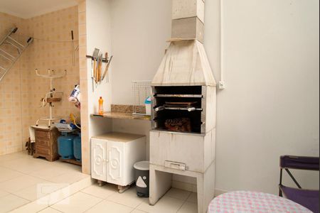 Casa à venda com 160m², 2 quartos e 4 vagas Casa à venda com 160m², 2 quartos e 4 vagasChurrasqueira