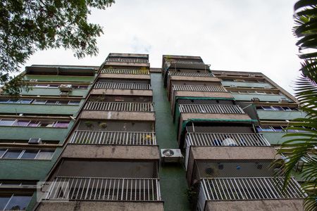 Apartamento à venda com 100m², 3 quartos e 1 vagaFachada