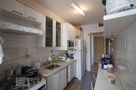 Apartamento à venda com 74m², 3 quartos e 2 vagasCozinha