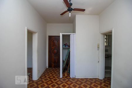Sala de apartamento à venda com 2 quartos, 48m² em Centro, Rio de Janeiro
