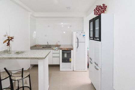 Casa de condomínio para alugar com 42m², 1 quarto e sem vaga Casa de condomínio para alugar com 42m², 1 quarto e sem vagaCozinha