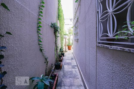 Casa à venda com 140m², 3 quartos e 3 vagasCorredor