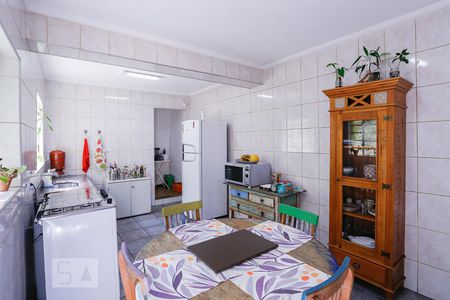 Casa à venda com 140m², 3 quartos e 3 vagasCozinha