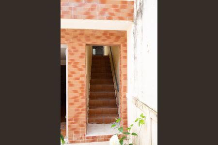 Casa à venda com 270m², 4 quartos e 5 vagas Casa à venda com 270m², 4 quartos e 5 vagasEntrada